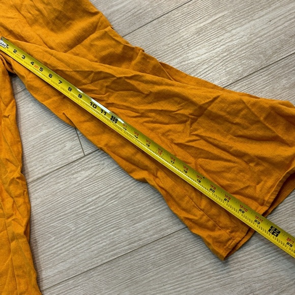 Urban Outfitters San Fernando Smocked Strapless Ruffle Jumpsuit mustard color XS - Picture 11 of 15